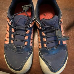 Vivobarefoot Kids size 34 (US 3) shoes